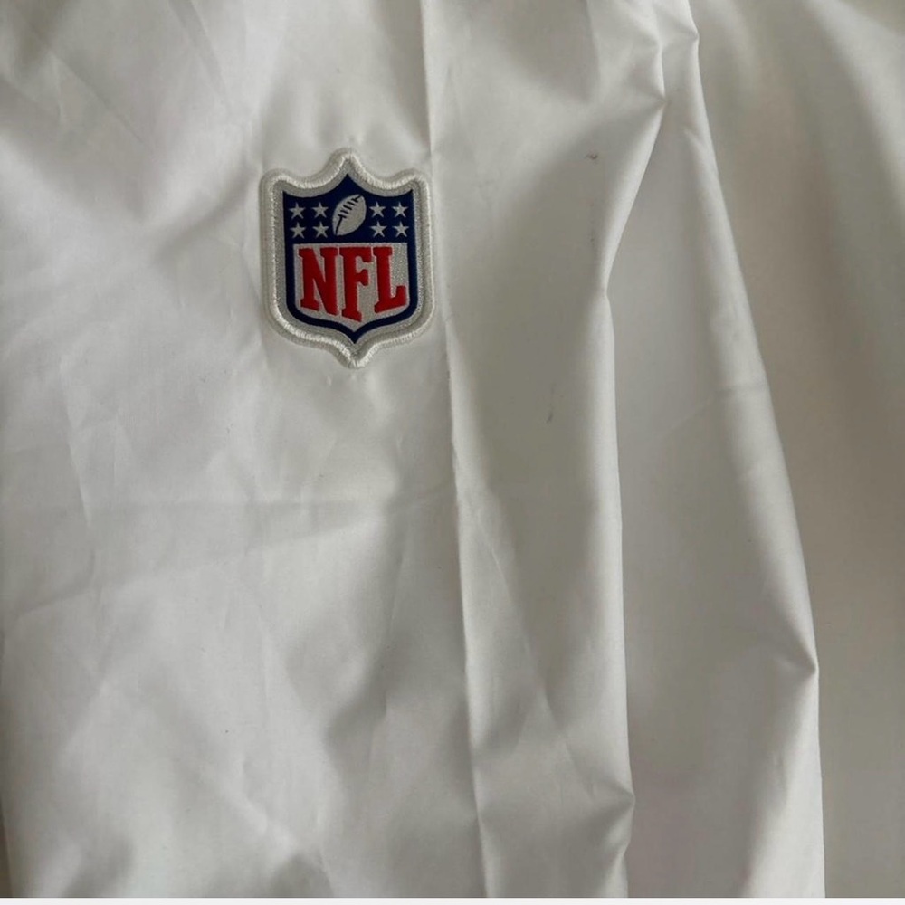 Green Bay Packers Nike White Windbreaker Jacket - Picture 5 of 7